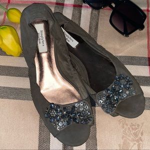 Simply Vera Vera Wang Open Toe Flat Shoes